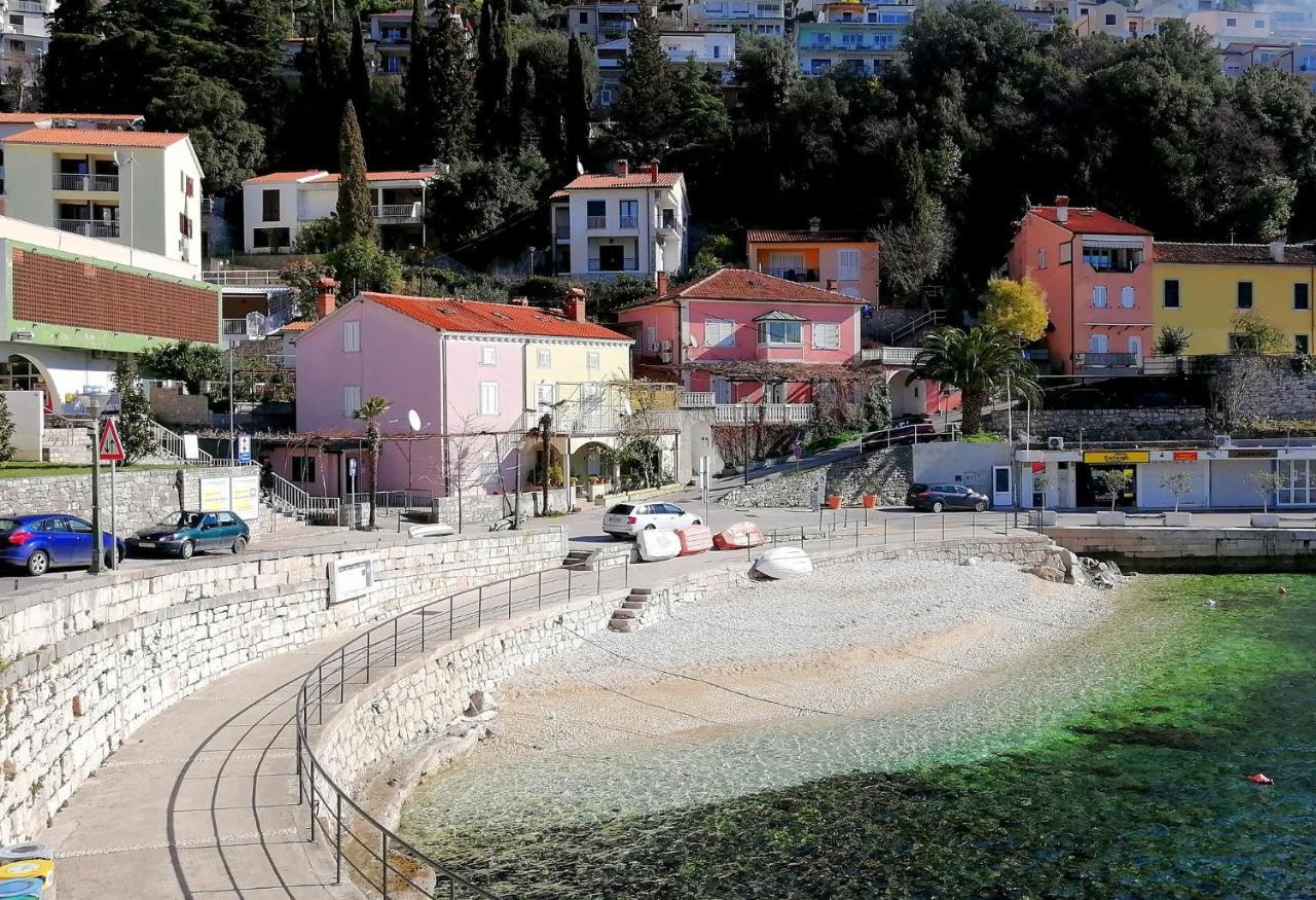 Apartment Suzie Q - Intermezzo With Sea View Rabac Kültér fotó